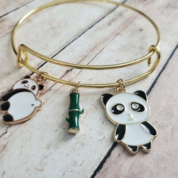 Gold Panda Charm Bracelet, Wildlife Jewelry - Picture 2 of 10